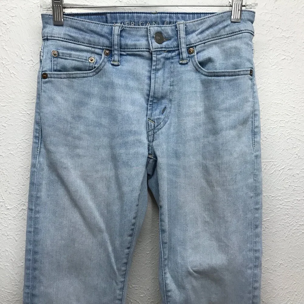 American Eagle Jeans Mens 26x28 Next Level Airflex Slim Mid Rise Light Wash‎